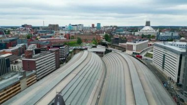 Yukarıdan Liverpool Lime Caddesi tren istasyonu - İHA fotoğrafçılığı