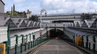 Edinburgh 'daki Waverly İstasyonu - EDINBURGH, BİRLİK KINGDOM - 4 Ekim 2022