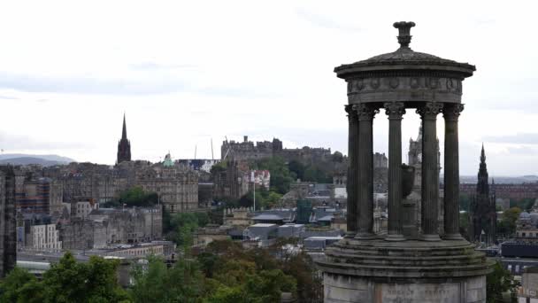 Pomnik Dugalda Stewarta Wzgórzu Calton Hill Edynburgu Edinburgh Zjednoczone Królestwo — Wideo stockowe