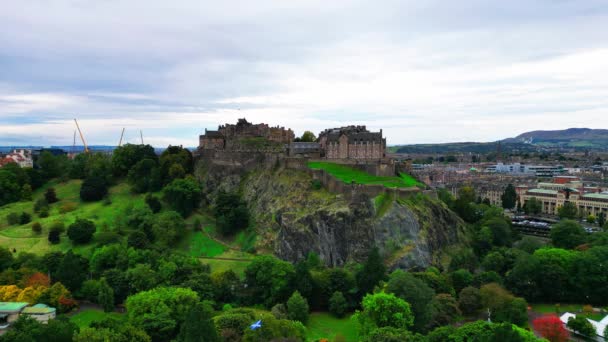 Vista Aérea Del Castillo Edimburgo Castle Hill Fotografía Viaje — Vídeos de Stock