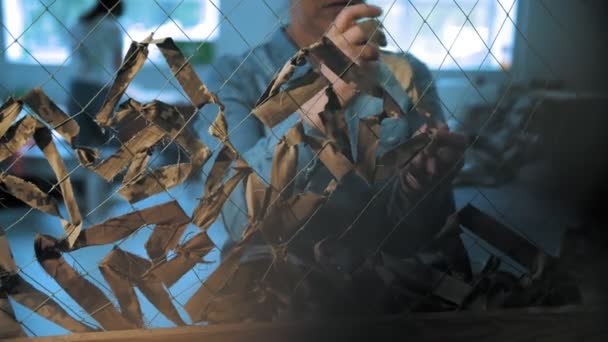 War Ukraine Camouflage Net Helps Military People Equipment Hide Remain — Stockvideo