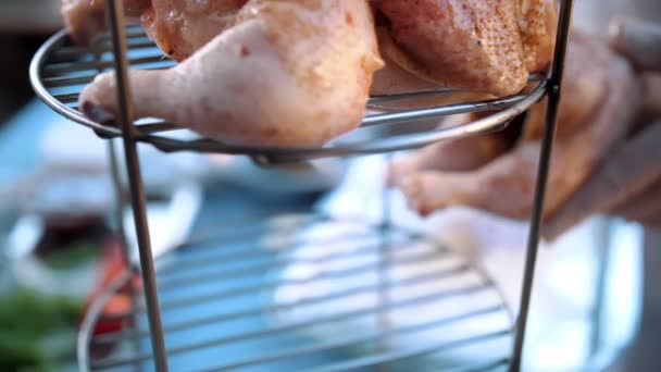 Tavuk Izgara Tavuk Baharatlı Çiğ Tavuk Tandırda Yemek Pişirmek Için — Stok video