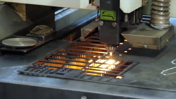 Metal Cutting Close High Precision Cutting Machine Metal Part Modern — Vídeo de stock
