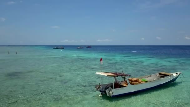 Flyover Drone Filmato Gili Spiaggia Bali Indonesia Soleggiata Giornata Estiva — Video Stock