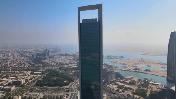 Abu Dhabi City Vae Korniche Breakwater Moderne Torens Uitzicht Stad — Stockvideo