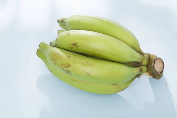 有机绿色香蕉 穆萨巴尔比西纳水果 — 图库照片