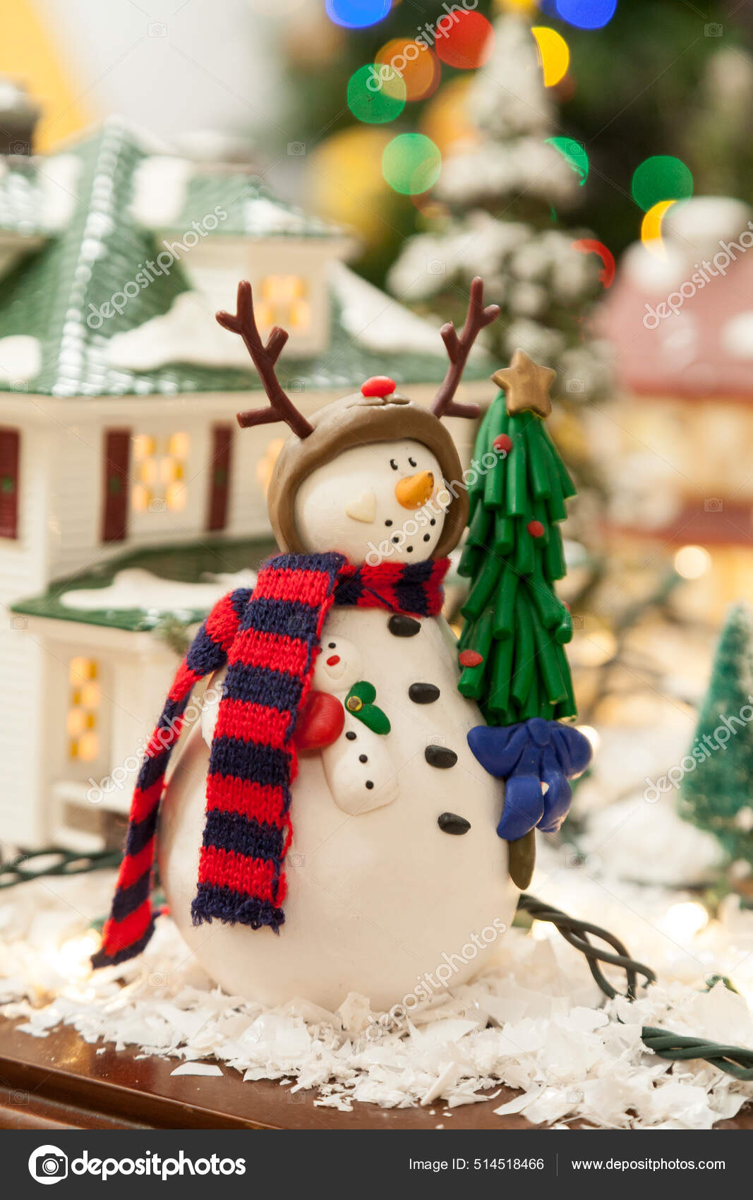 Decoración Navidad Muñeco Nieve Vestido Con Ropa Navidad: fotografía de  stock ©  #514518466 | Depositphotos