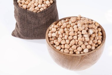 Cicer arietinum - Nohut çiğ taneleri; Önemli Mutfak ve Beslenme Kaliteleri Legume