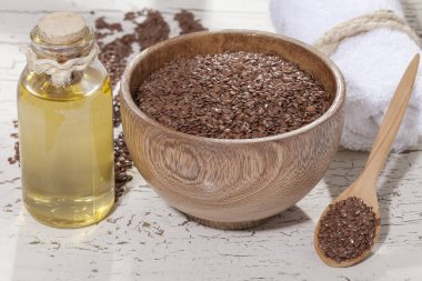Linum Usitatissimum - Organik Linseed Yağı ve Flax Tohumları