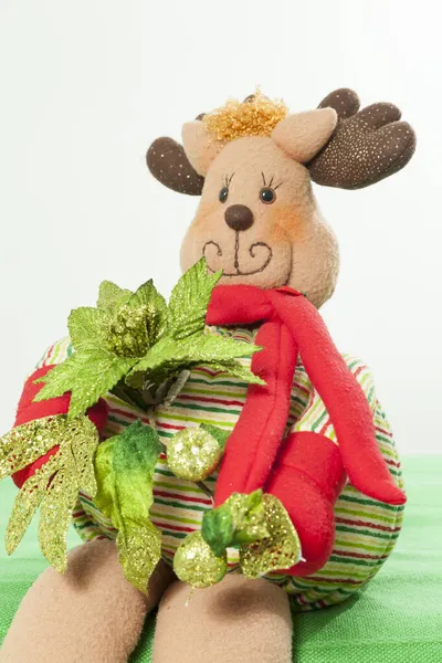 Weihnachtsdekoration Weihnachten Rentier Plüschfigur — Stockfoto