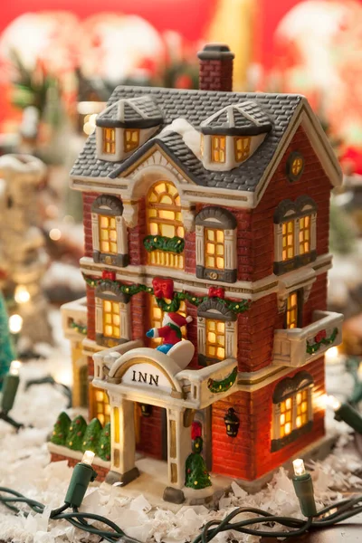 Kerstversiering Prachtige Miniatuur Villa Met Achtergrond Kerstversiering — Stockfoto