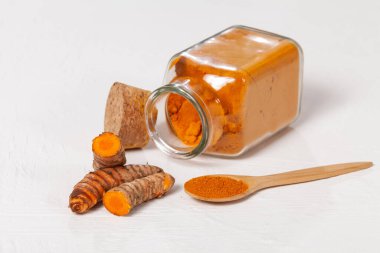 Taze organik kök ve zerdeçal tozu - Curcuma longa