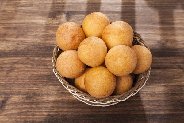 Bunuelo Traditional Food Colombian Deep Fried Cheese Bread Photo Wooden — Stok Foto