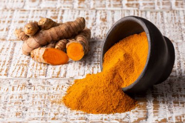 Taze organik kök ve zerdeçal tozu - Curcuma longa