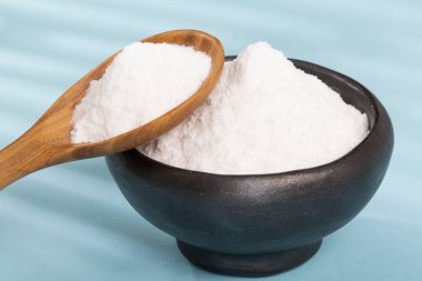 Kabartma Soda ile Bowl; Fotoğraf Mavi Arkaplan