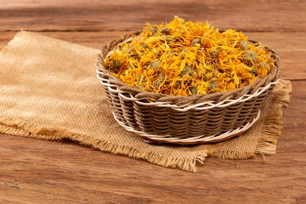 Calendula Officinalis Hierba Astercea Αποξηραμένα Άνθη Καλέντουλας — Φωτογραφία Αρχείου