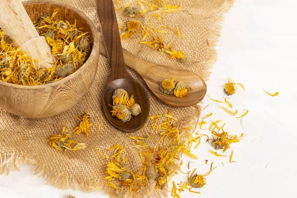 Caelndula officinalis Hierba Astercea - Kurumuş takvim çiçekleri