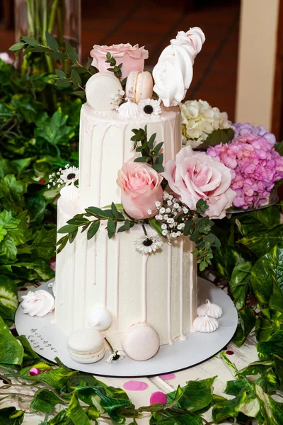 Tasty Decorated Cake Social Event Reception Birthday Wedding Party — Φωτογραφία Αρχείου