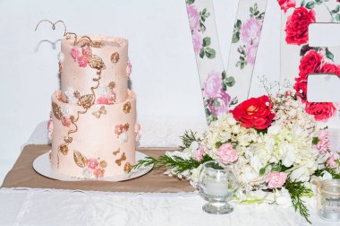 Sosyal Etkinlik Resepsiyonu için Lezzetli Pasta; Doğum günü, Düğün veya Parti