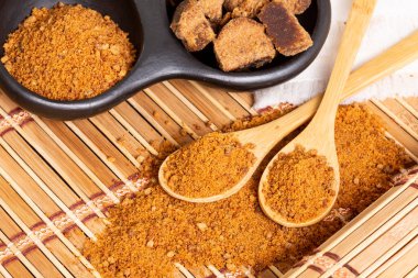 Panela veya şeker kamışı şekeri - Saccharum officinarum