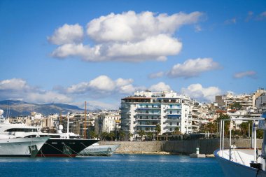 Pasnizani limanı manzarası, Pire şehri, Yunanistan