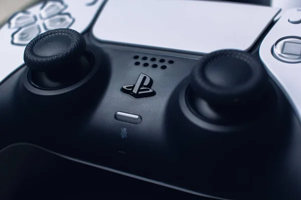 Sony Playstation Next Gen Console Диспетчер Dualsense Игроков Playstation Cut — стоковое фото