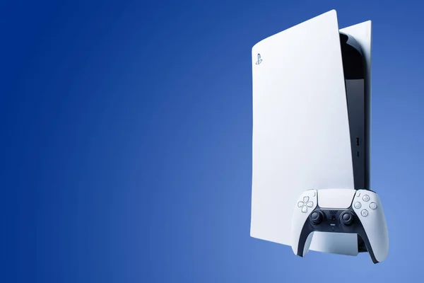 Sony Playstation 5 İleri Genel Konsolu. Çift duyu kontrolörü. Sadece oyuncular için. Playstation kesildi.