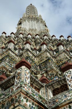 Tayland 'daki Zümrüt Buddha Tapınağı