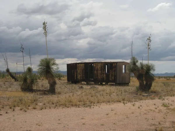 Opuszczony Mobilny Dom Pustyni Nowy Meksyk Wysokiej Jakości Zdjęcie — Zdjęcie stockowe