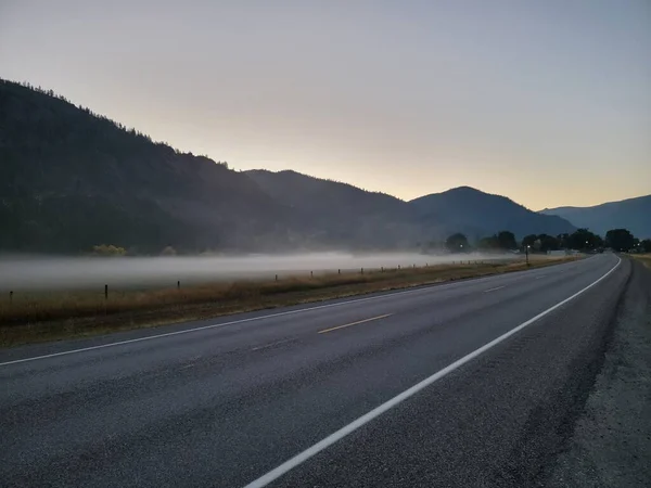 Foggy Morning Long Montana Highway 200 Octobre Photo Haute Qualité — Photo