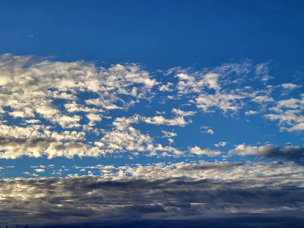 Gökyüzündeki Güzel Bulutlar — Stok fotoğraf