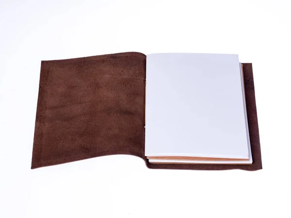 手工皮革装订笔记本 — 图库照片