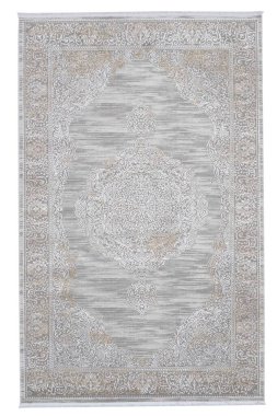 beyaz arkaplanda makine halısı