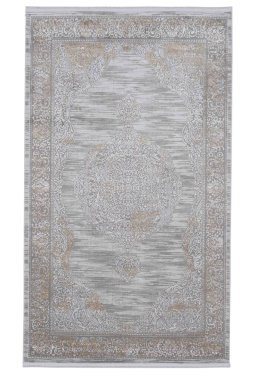 beyaz arkaplanda makine halısı