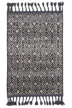 beyaz arkaplanda makine halısı