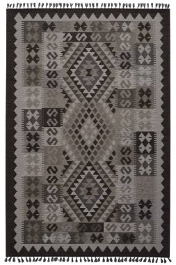 beyaz arkaplanda makine halısı