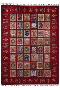 Afgan desenli renkli halı fotoğrafları.