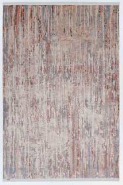 Beyaz arka planda klasik desenli makine halısı.