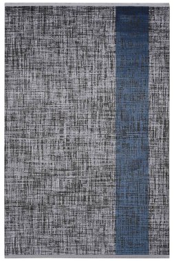 Beyaz arka planda klasik desenli makine halısı.