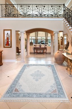 Sahnede konseptli halı maketi fotoğrafı