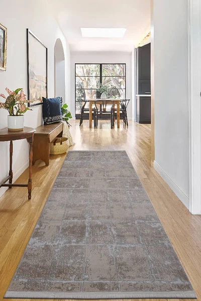 Model oluşturmak için halı kaplı oda resmi