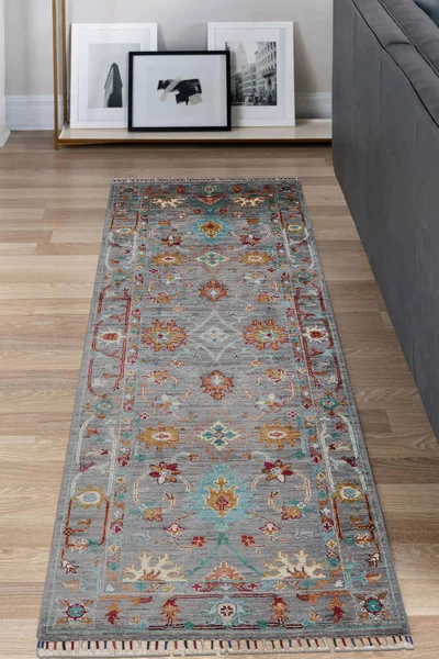 Sahnede konseptli halı maketi fotoğrafı