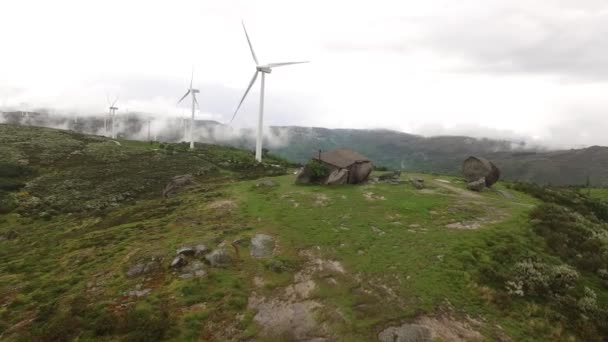 Veduta Aerea Turbine Eoliche Mulini Vento Farm Field Nella Fabbrica — Video Stock