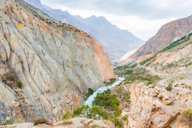 Narvad, Sughd Eyaleti, Tacikistan. Yaghnob Nehri kanyonu..
