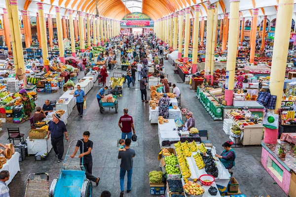 Khujand Provincie Sughd Tádžikistán Srpna2021 Nakupující Bazaru Panjshanbe Khujandu — Stock fotografie