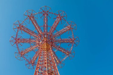 Coney Adası, Brooklyn, New York, New York, ABD. 6 Kasım 2021. Coney Adası 'ndaki paraşüt gezisi..