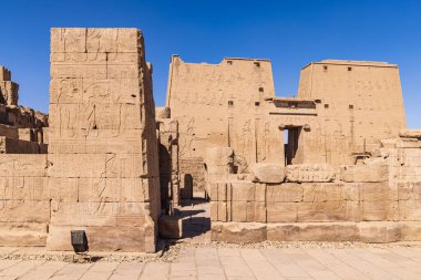 Edfu, Aswan, Mısır. Edfu 'daki Horus Tapınağı..