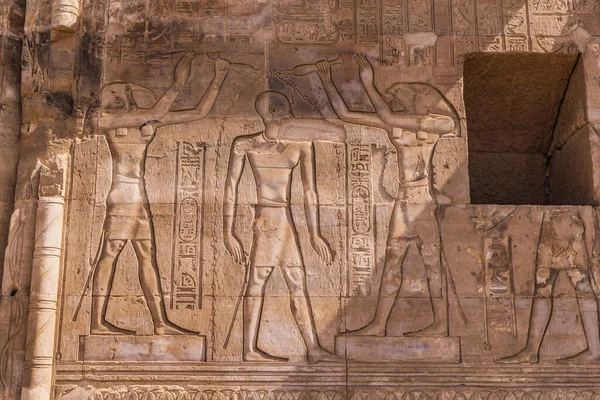 Κομ Όμπο Ασουάν Αίγυπτος Χαραγμένη Τοιχογραφία Στο Ναό Kom Ombo — Φωτογραφία Αρχείου