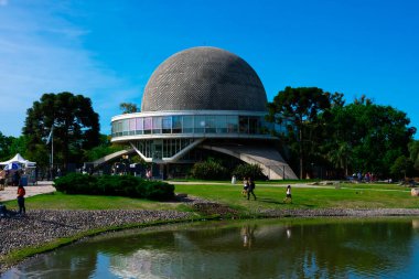 Buenos Aires, Arjantin. 13 Kasım 2021. Galileo Galilei Planetarium, Palermo bölgesindeki Tres de Febrero Park 'ta yer almaktadır.