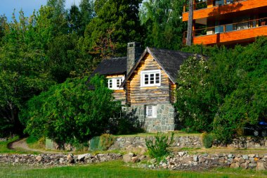 Bariloche, Arjantin. 9 Şubat 2020. Llao Llao Otel ve Resort Modern Kanadı Manzarası